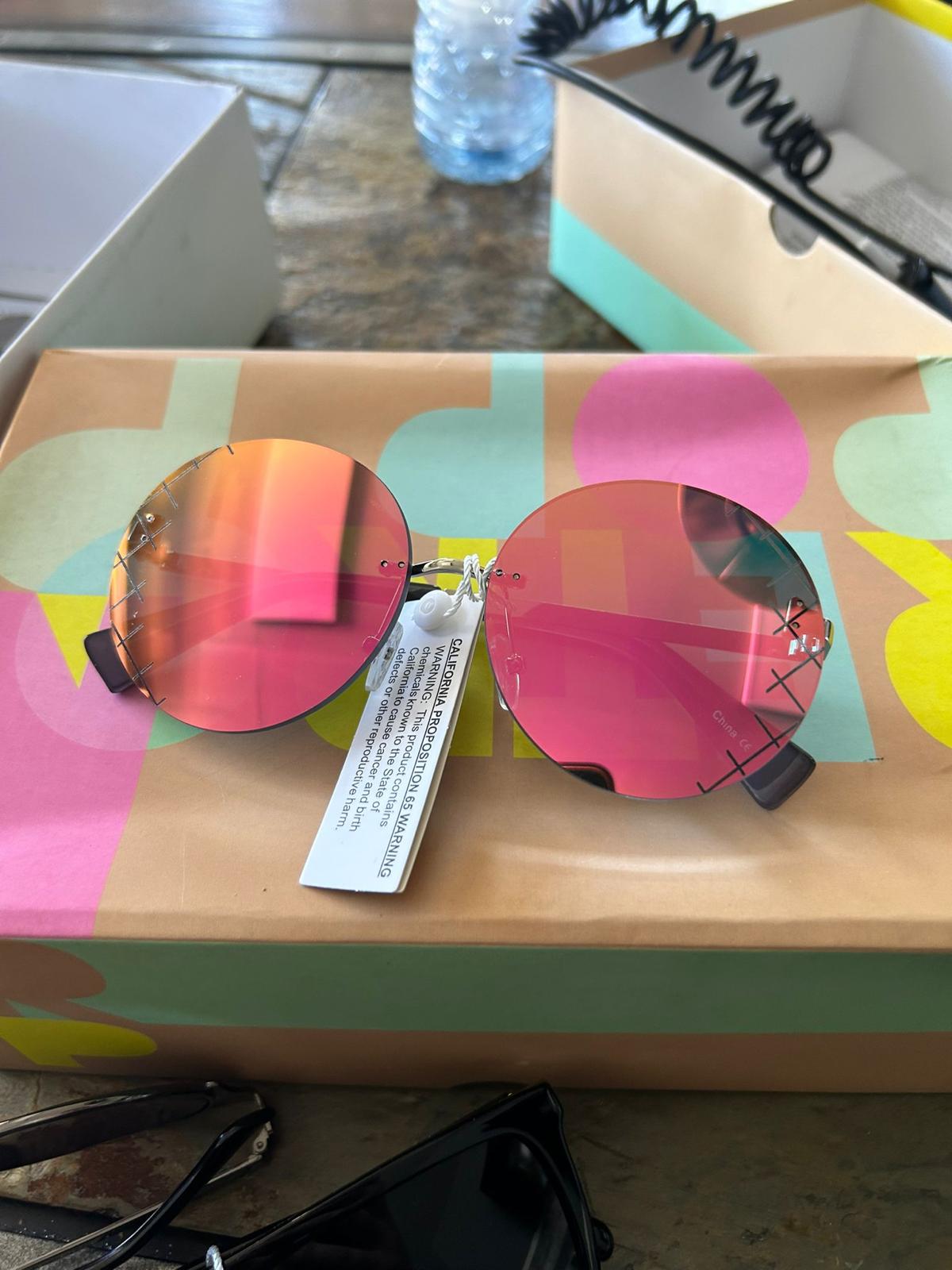 Round mirror sunglasses in pink/rose gold